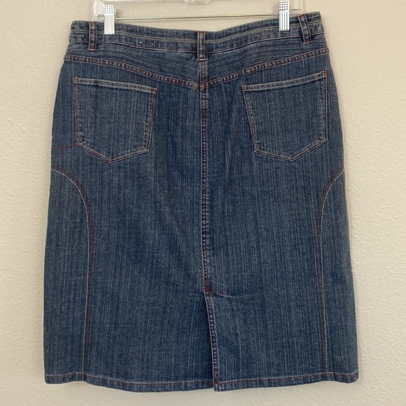 EUC Nine West Nine & Co. Weekend Stretch Denim Midi Skirt with Red Seams Size 12 - Picture 2 of 6